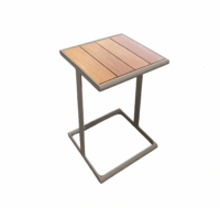 ML018 - Mesa Lateral Pátio - Coleção Novidário